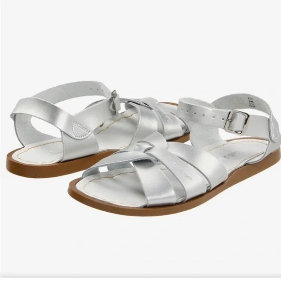 Salt water sandals silver toddler 6 leather