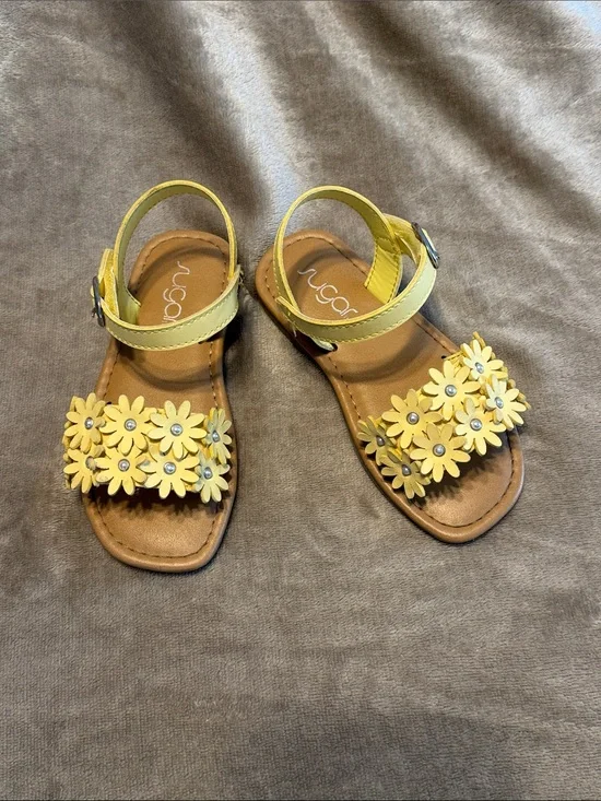 Sugar Yellow Floral Strap Sandals for Kids 9c