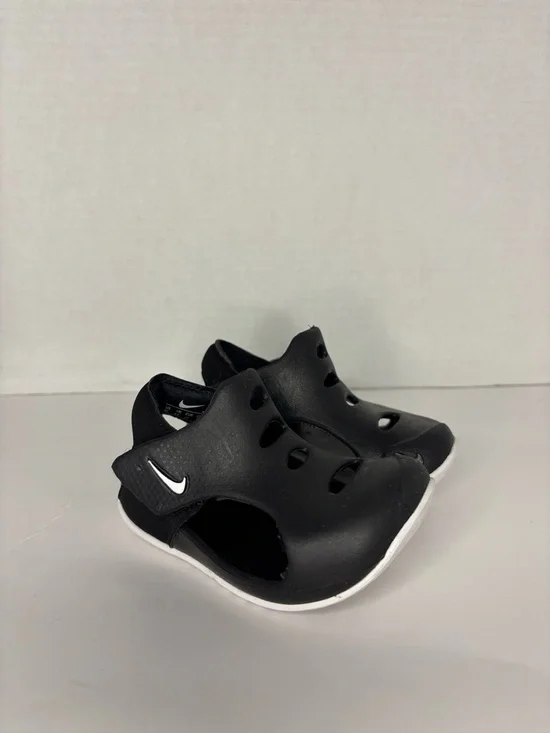 Nike Baby Sandals Size 5