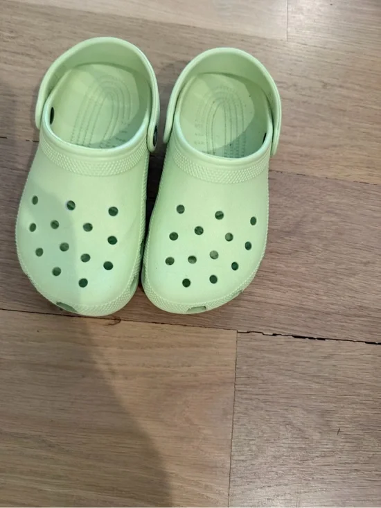 CROCS Kids LiteRide Clog in Mint Green