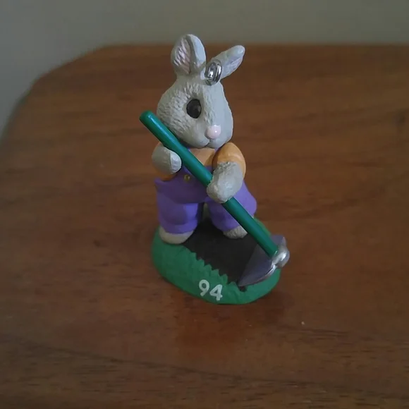 LAST CHANCE Hallmark Easter ornament
