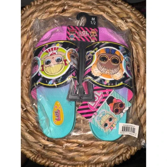 LOL SANDALS SIZE 1/2 big girl