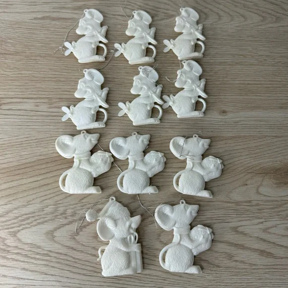 White Plastic Christmas Mice Flat Vintage Ornaments Lot Of 11 MCM Classic‎ Tacky