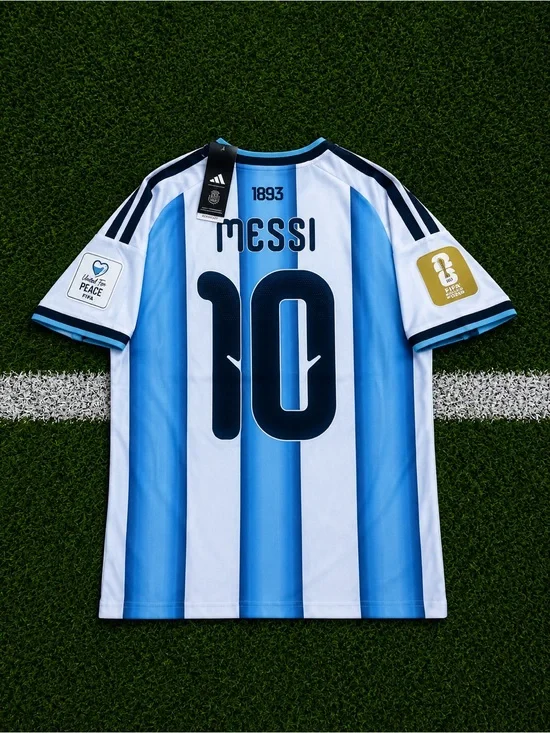 Messi Argentina home World Cup soccer  jersey new with tags small with patches