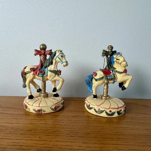 Set of 2 Carousel Horses‎ Ornaments Cream Red Blue Floral Gold Stand