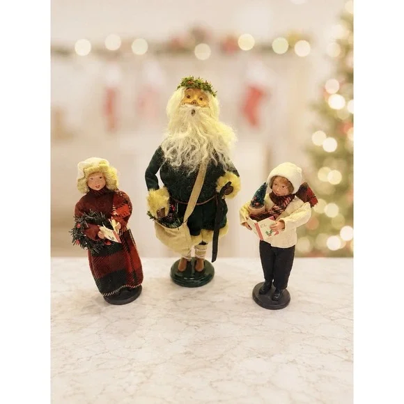 Byers Choice 2010 Woodland Santa with Greens and Bells & Two Small Carolers