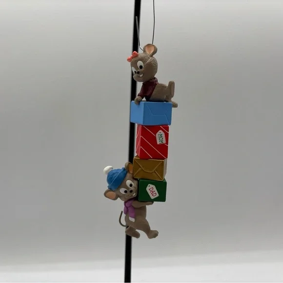 Hallmark‎ Keepsake Ornament Dated 1997 Mom And Dad Handcrafted Vintage
