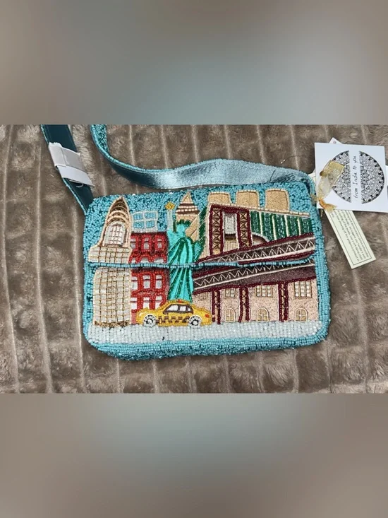 NWT Beaded - From india to you - NYC City Landmark Shoulder Bag