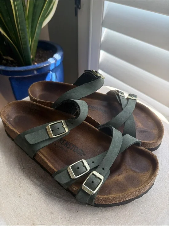 Birkenstock Franca sandal in Thyme - VGUC 💚