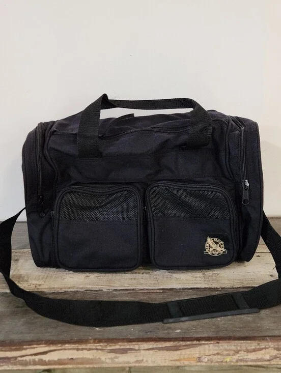 ✨️Eddie Bauer Black Cargo Duffel Bag 18