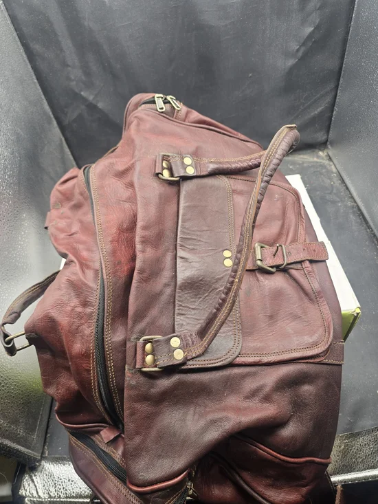 Men's Burgundy Leather Duffel Bag - Classic Travel Carryall