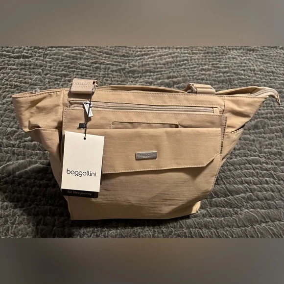 NWT Baggallini Village Tote Beige & Silver Hardware Bag Large Purse Handbag