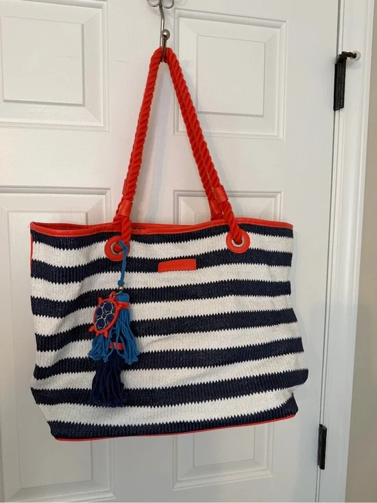 Vera Bradley striped tote/beach bag