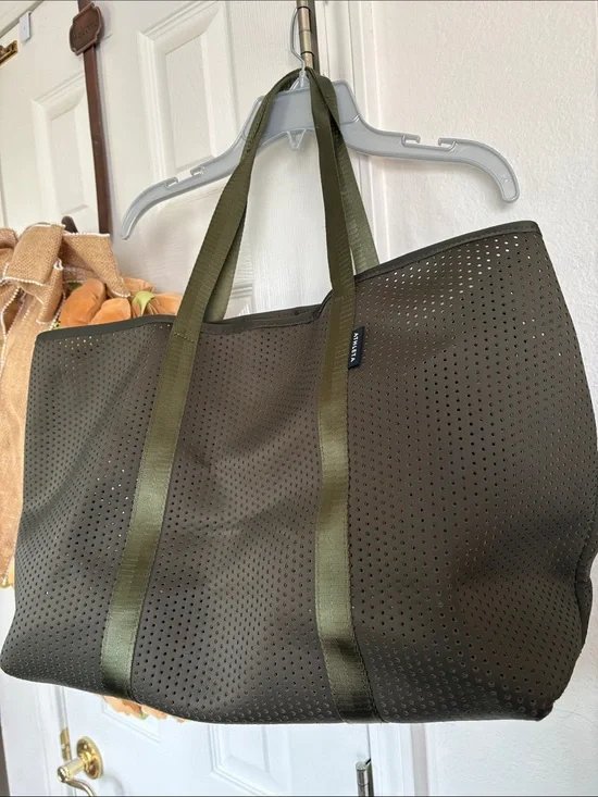 Athleta tote