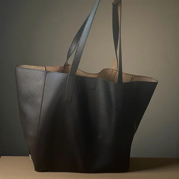 Everyday Black Leather Tote with Contrast Interior