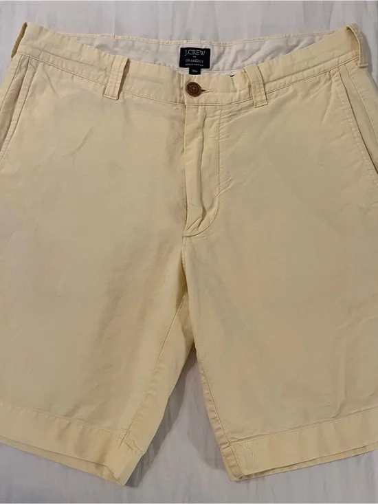J. Crew Men's Light Butter Yellow Flat Front Chino Shorts