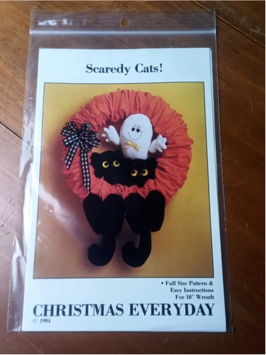 Halloween Scaredy Cats Wreath Pattern