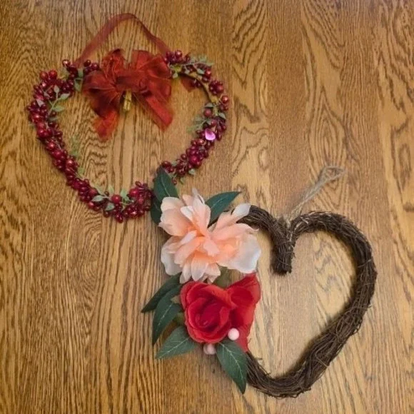 2 Heart Wreaths Rustic Red Berry Bow Grapevine Floral Wall Decor Approx 8x8 Gift