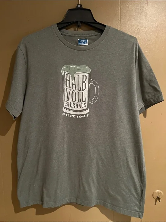J. Crew Olive Gray Graphic Beer Mug Tee Sz XL