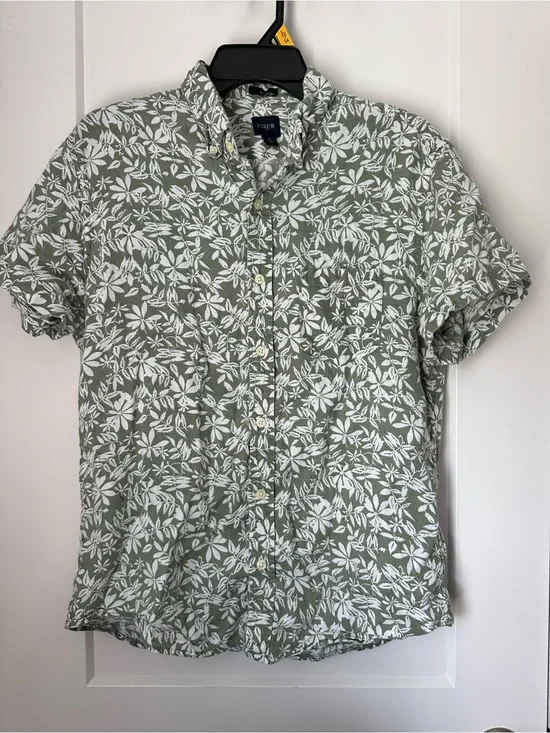 Men's Short-Sleeve Button-Down Linen Shirt in Sage Green Floral
