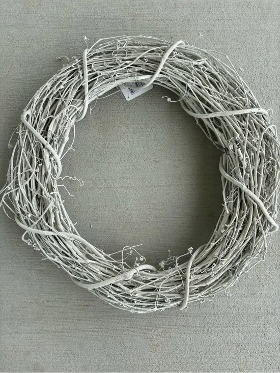 18” Whitewashed & Silver Glitter Grapevine Wreath Spring Summer Fall Christmas
