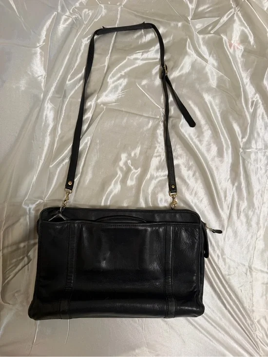 Vintage Black Genuine Leather Briefcase / Laptop Messenger Bag Shoulder Strap