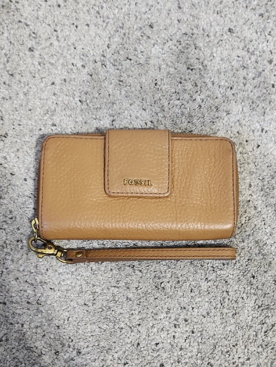 Fossil Madison Zip Around Clutch Wallet in Saddle