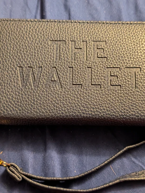 The Wallet Women's Navy Wrist Wallet