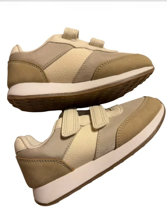 Cat & Jack Charlie Beige Kids Casual Velcro Sneakers  NWT Unisex size 12