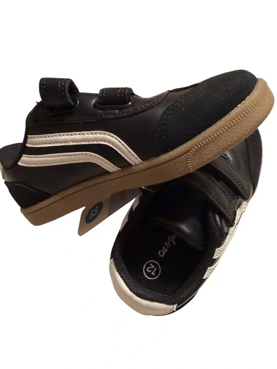 Cat & Jack Dakota Black and White Kids Sneakers Velcro NWT Size 12