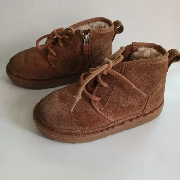 UGG Neumel II Unisex Kids Brown Suede Lace-Up Ankle Chukka Boots Size 12(30)