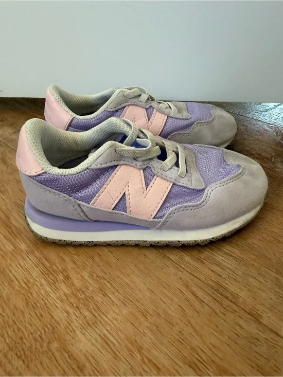 Kids New Balance Size 10