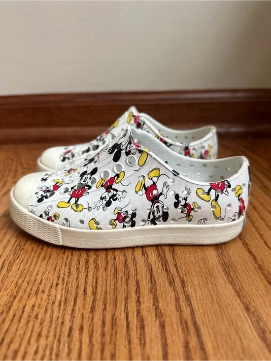Native Jefferson Disney Slip-On Shoes Size C9 Mickey Mouse