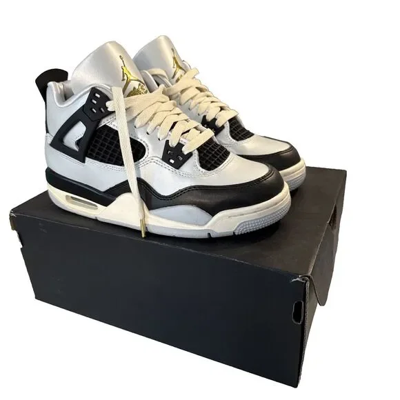 Nike Air Jordan 4 Retro GS Platinum Gold Unisex 4.5Y HighTop Sneakers FZ8585-070