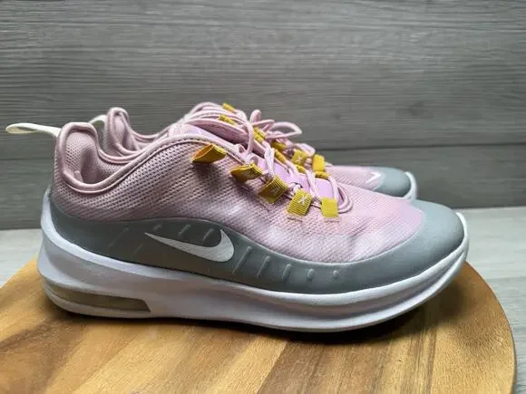 Nike Air Max Axis (GS) Girl's Size 7Y Running Shoes Pink Gray.