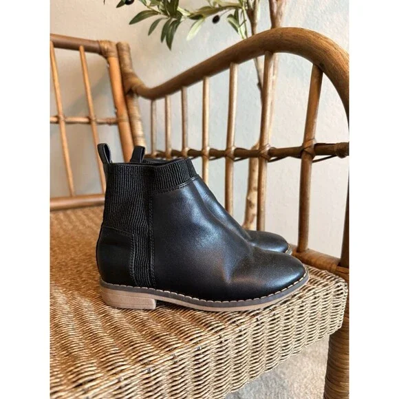 Cotton On Kids Size 11 Girls Black Boots Booties