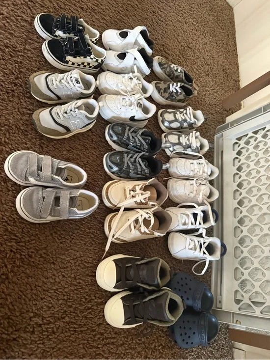 Nike Kids White and Gray Low-Top Sneakers Pack