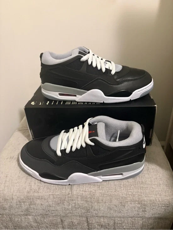 Jordan rm 4 Men’s size8.5 Low-Top Black and Gray Athletic Sneakers half box