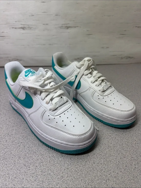 Nike Kids White and Teal Air Force 1 Low Sneakers