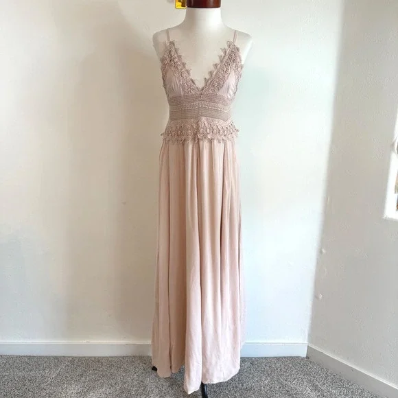 MILA Lace Trim Maxi Dress Blush Pink Boho Coquette Cottagecore‎ Romantic Fairy M