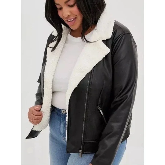 NWT Torrid 4Sherpa Lined Moto Jacket Faux Leather Black Womens Size 1/1X‎ 14-16