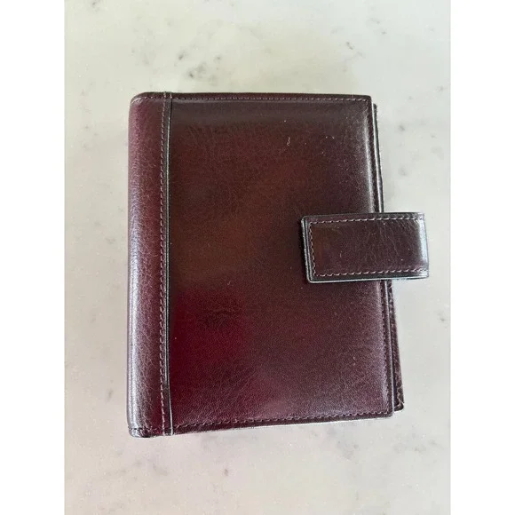 Tumi Mens Burgundy Leather Bifold Wallet‎ with Tab Closure Mahogany Card Holder