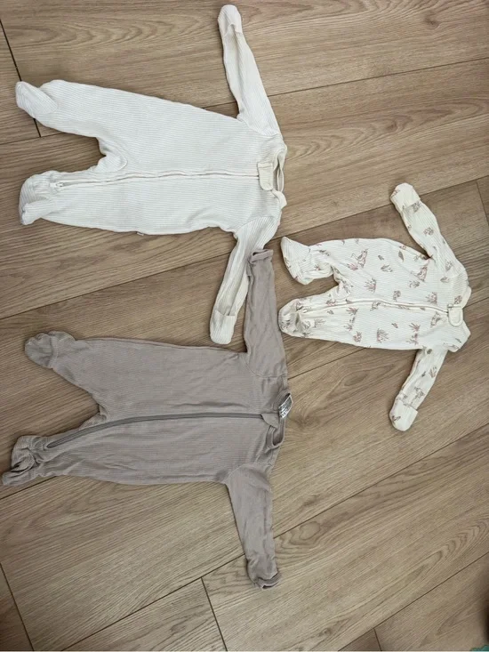 Neutral Ribbed Baby One-Piece Sleepsuit - Cream and Taupe (carters/gerber)
