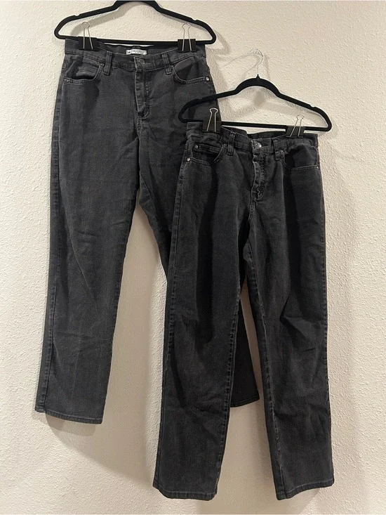 2 Woman’s Black Jeans - Comfortable Straight Fit