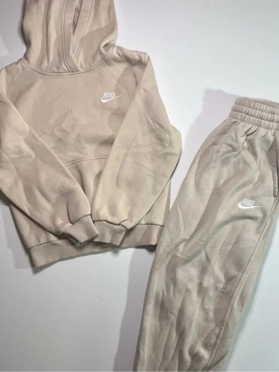 Nike Kids Beige Hoodie & Joggers Set - Cream/Tan
