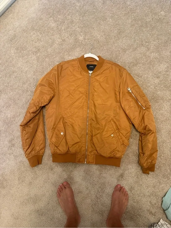 Pull&Bear Men’s Orange Bomber Jacket Zip Up Size Medium