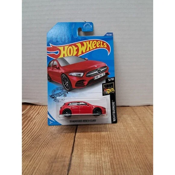 Hot Wheels 2017 19 Mercedes Benz A Class 194/250 Red) NIGHTBURNERZ 5/10