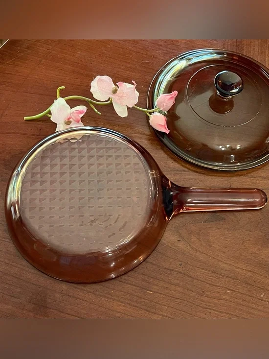 VTG Corning Visions V-6 Amber Glass Skillet 7.25