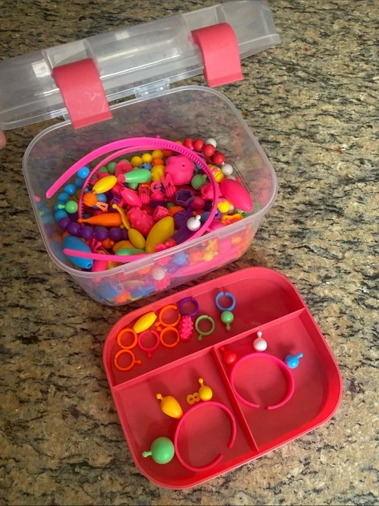 Jewelry & flower making kits