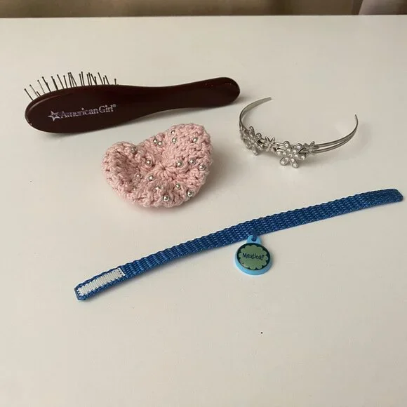 American Girl Accessories Lot‎ of 4 - Brush, Hat, Headband, Collar
